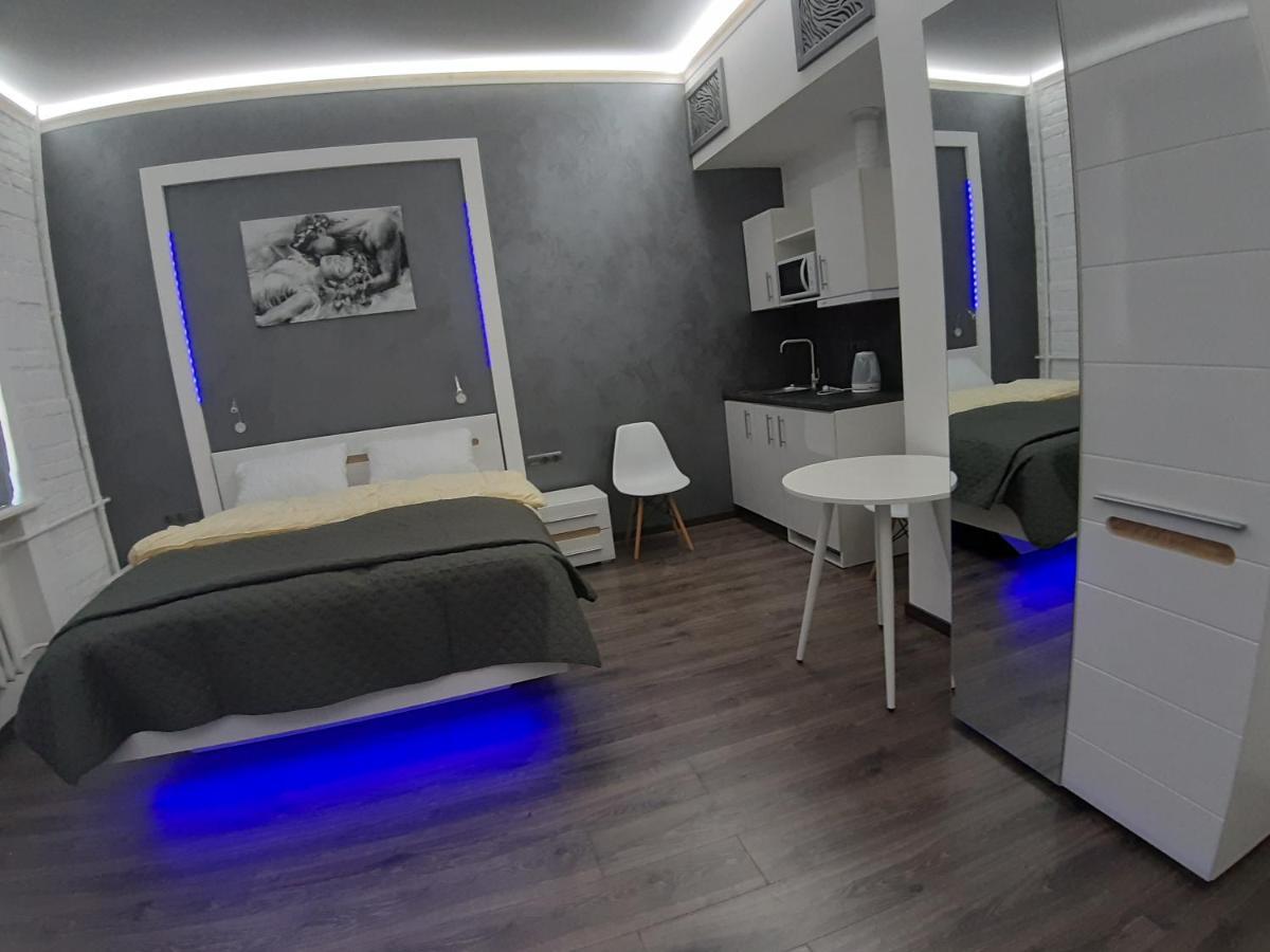 Яркая История Apartment Kyiv Exterior photo