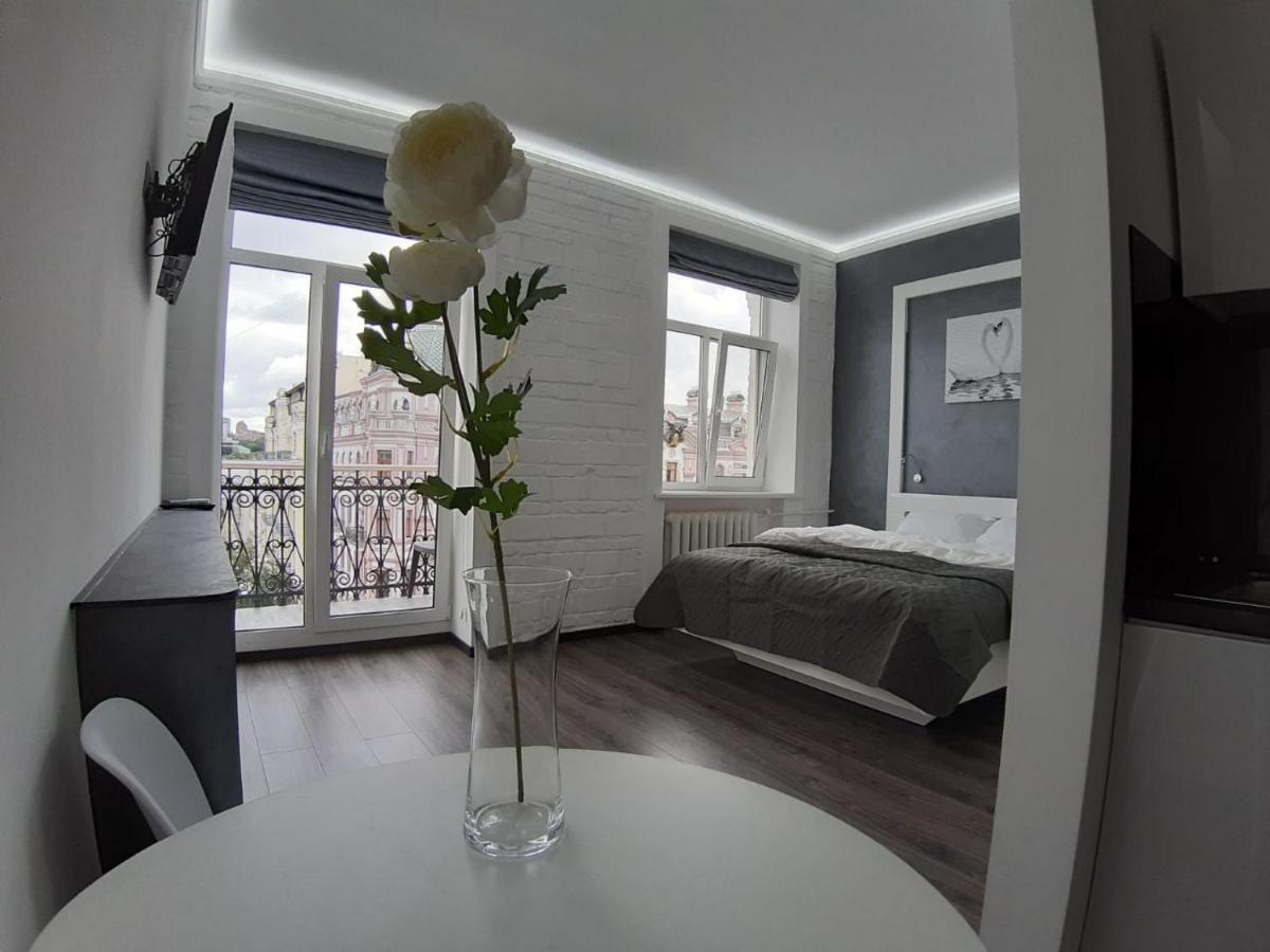 Яркая История Apartment Kyiv Exterior photo